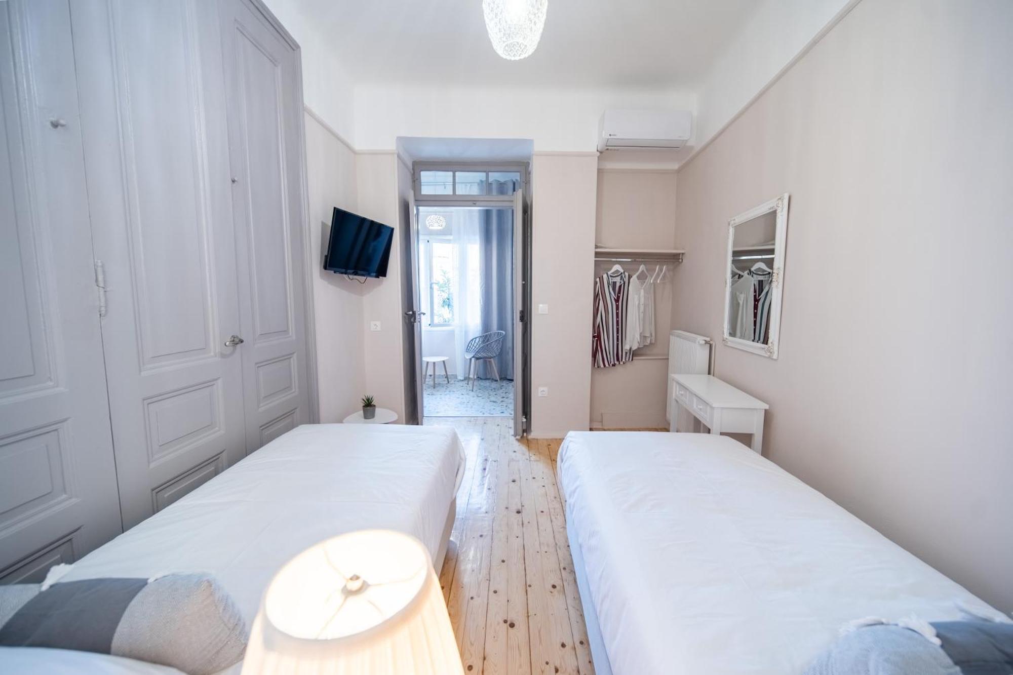 Ferienwohnung Oikia Tripodon Athen Exterior foto