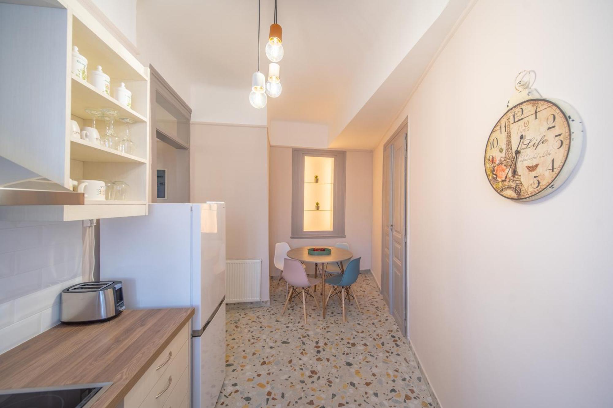 Ferienwohnung Oikia Tripodon Athen Exterior foto