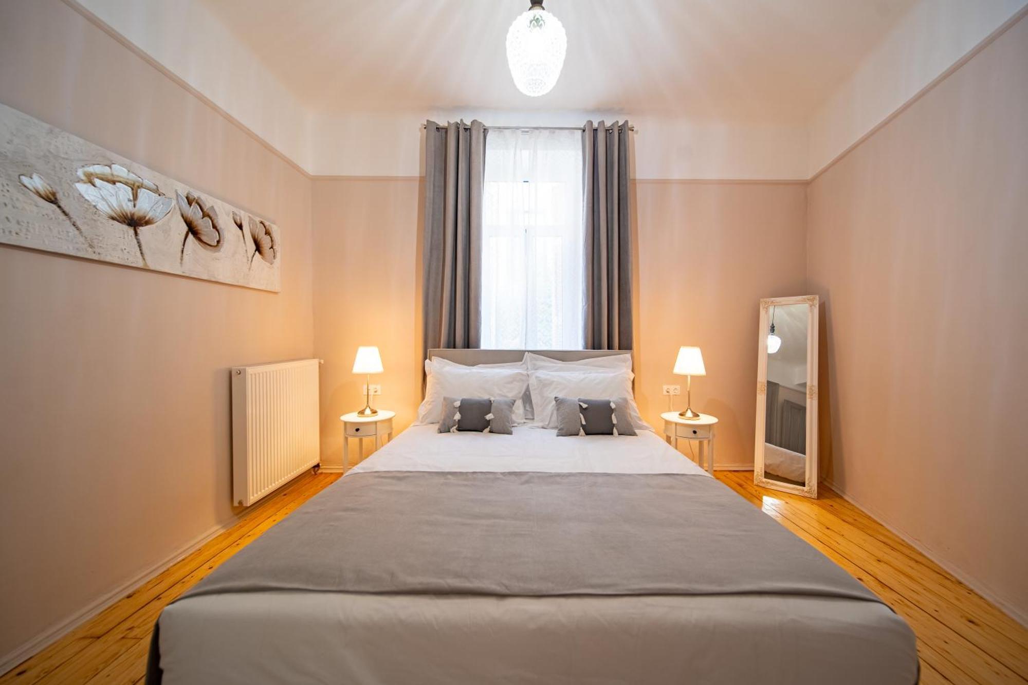 Ferienwohnung Oikia Tripodon Athen Exterior foto