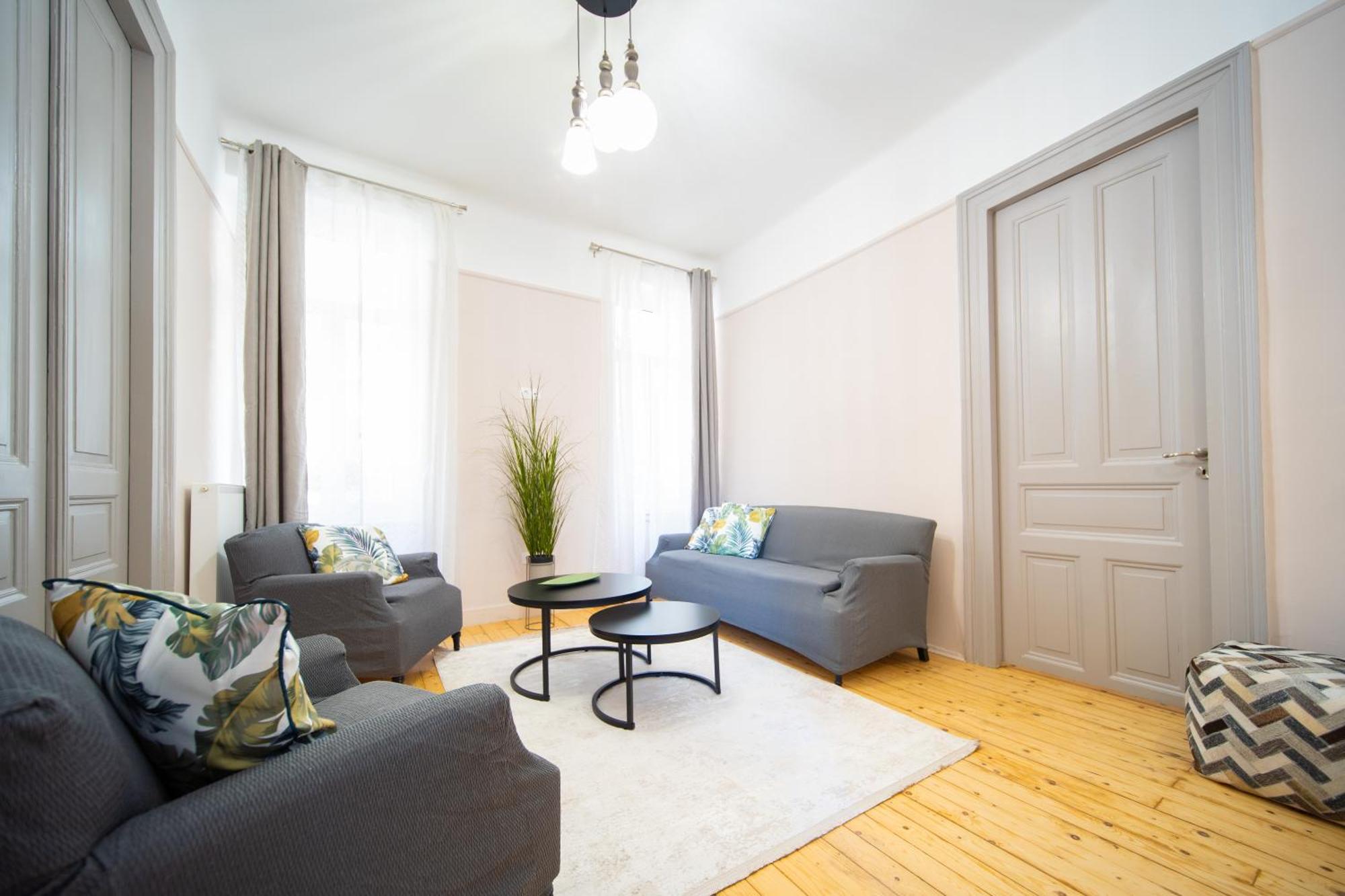Ferienwohnung Oikia Tripodon Athen Exterior foto